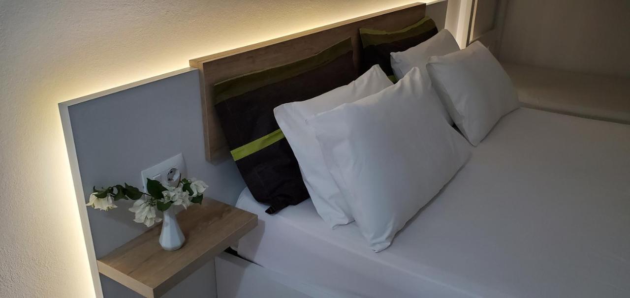 The Hill Apartment Sarandë Eksteriør billede