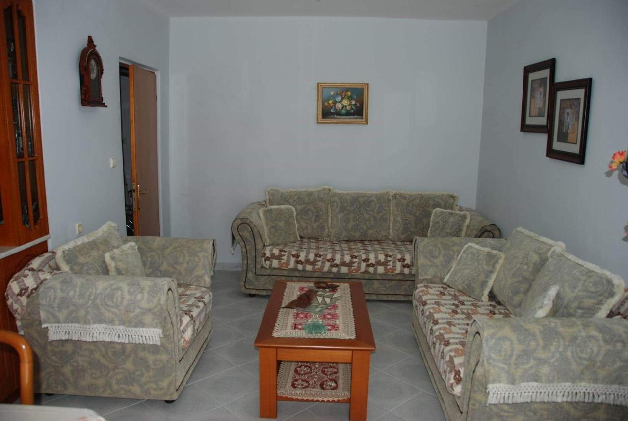 The Hill Apartment Sarandë Eksteriør billede