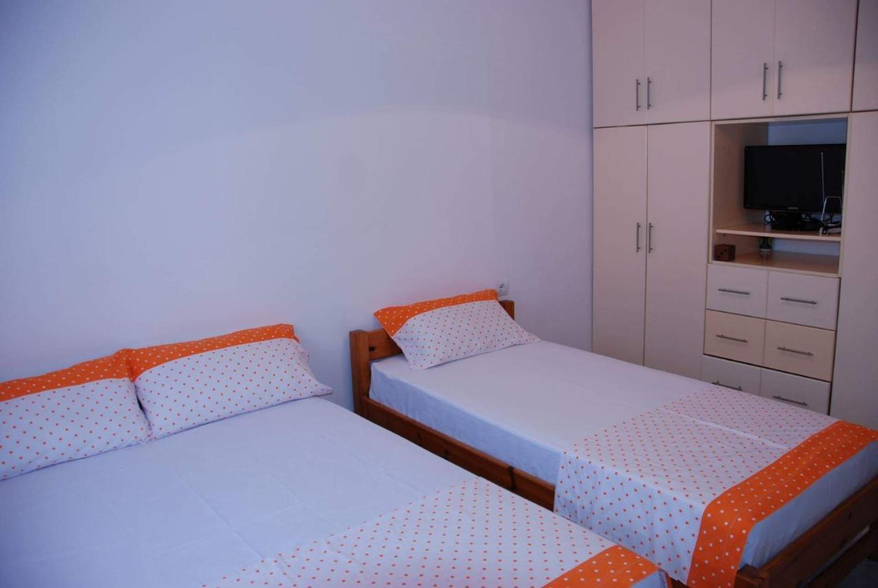 The Hill Apartment Sarandë Eksteriør billede
