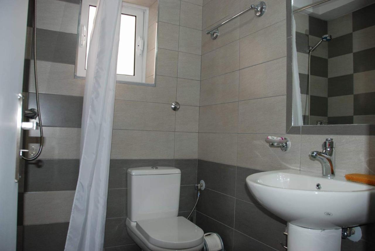The Hill Apartment Sarandë Eksteriør billede